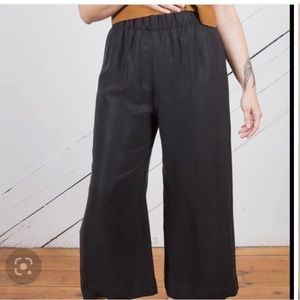 Only Child Cove Pant in black tencel